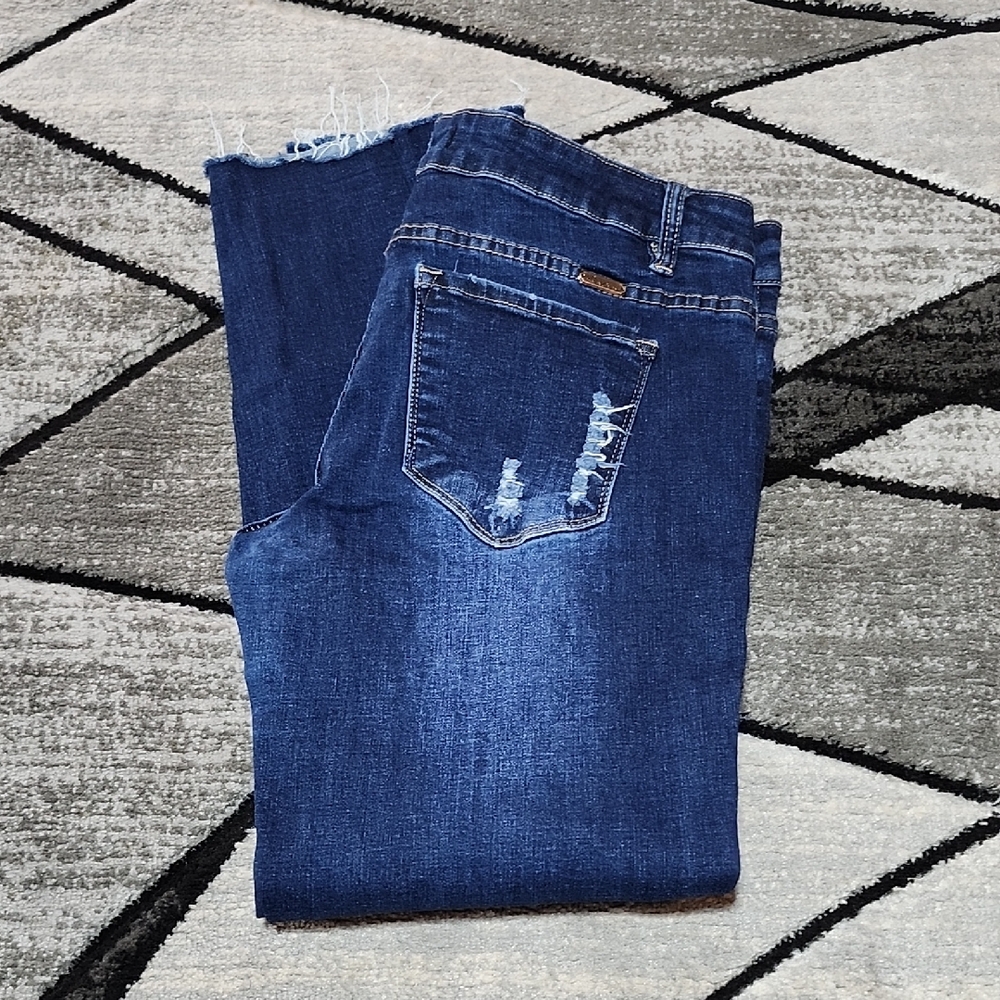 KANCAN DISTRESSED RAW-HEM STRETCH DARK-BLUE-WASH SKINNY DENIM JEAN